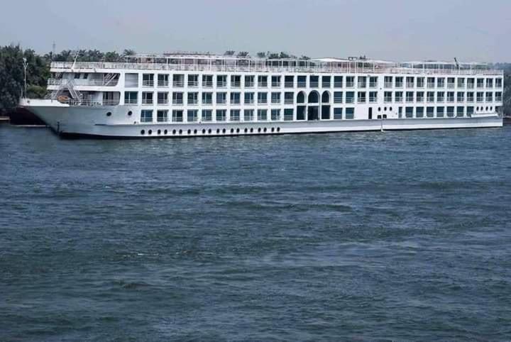 Botel Five Star Nile Cruise From To Luxor Aswan